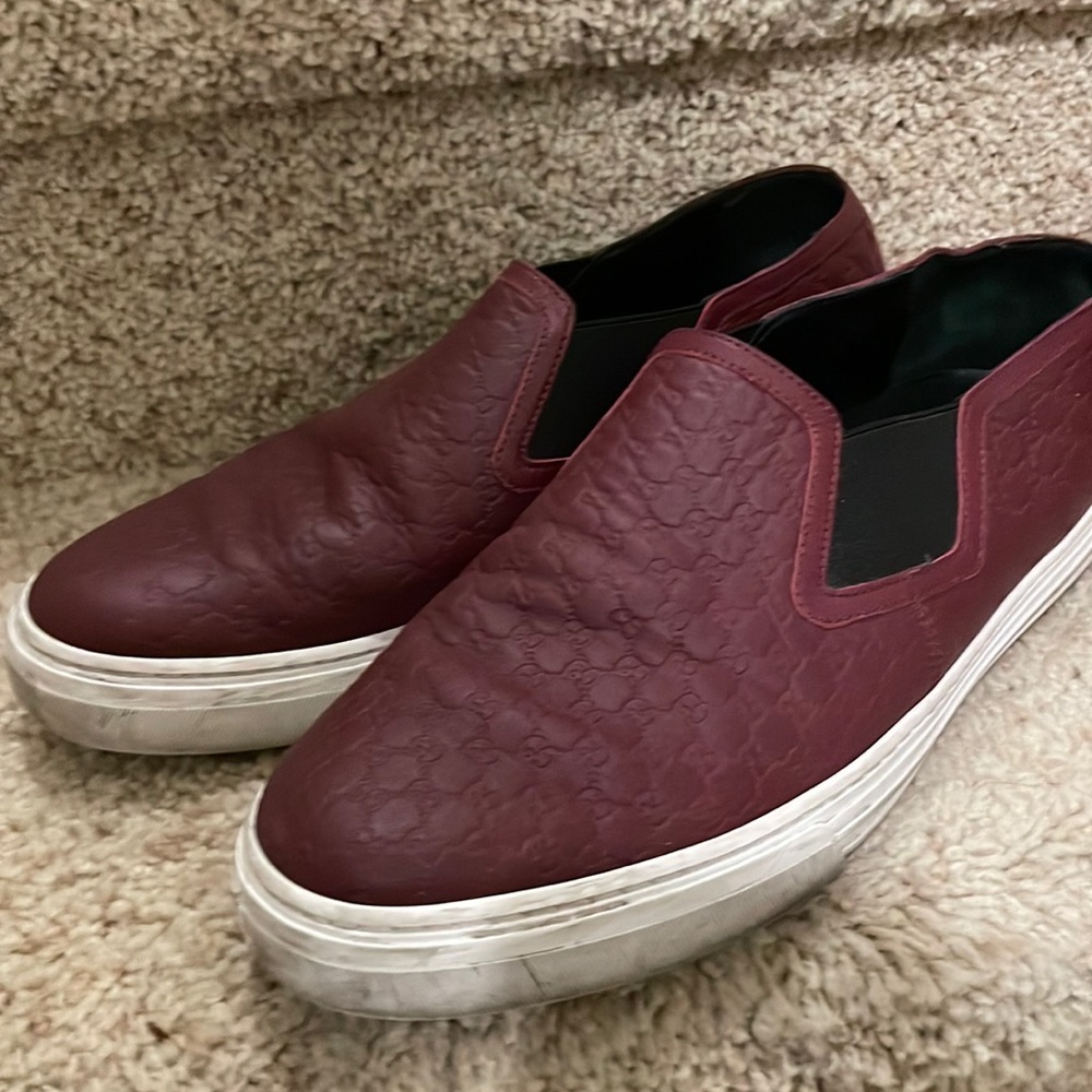 Men’s slip on